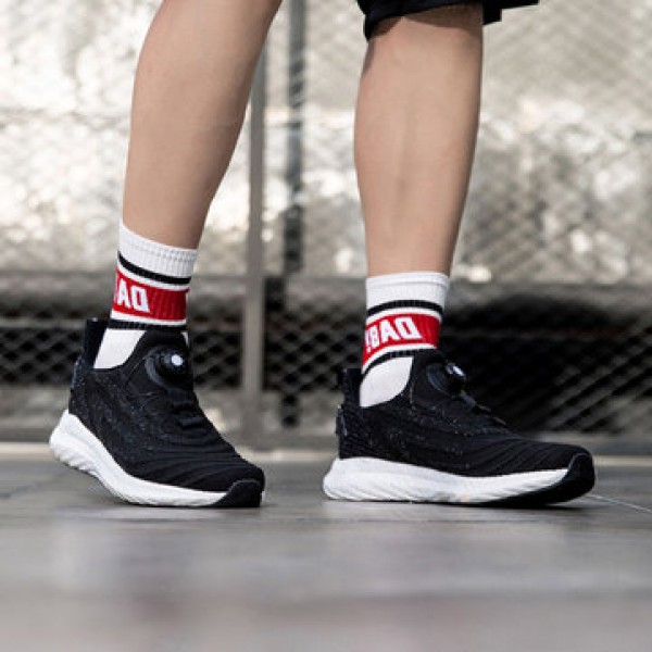 Uleemark U-lacer Rotating Buckle Shock Absorption Running Shoes Two-color Intelligent Night Light Breathable Sports Men Sneakers From Xiaomi Youpin
